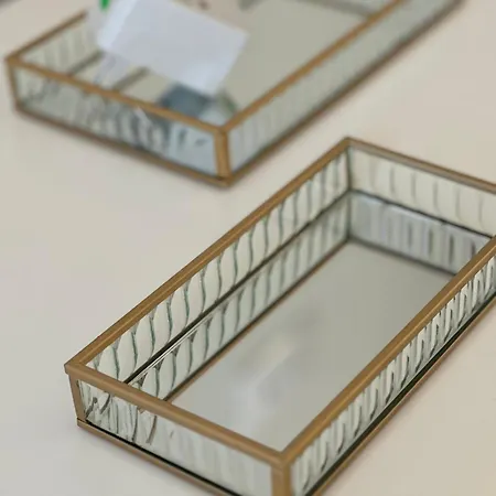 Διαμέρισμα F