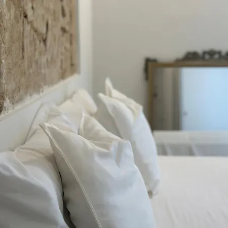 F Apartment Noto