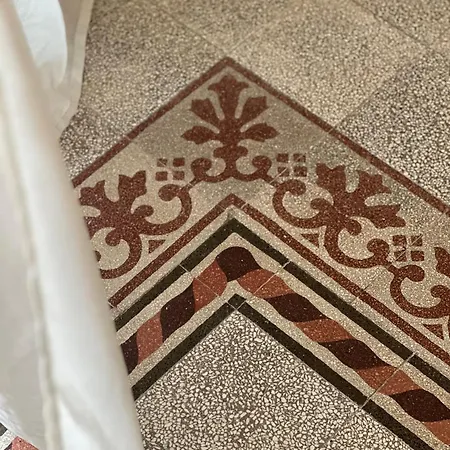 F Apartment